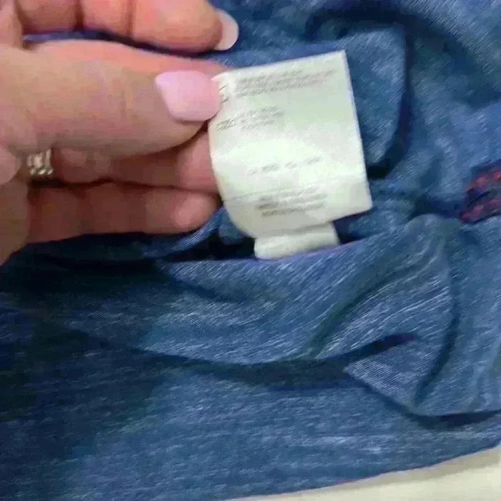 Medium International Report long sleeve blue tee. Item # 6L - Picture 6 of 7